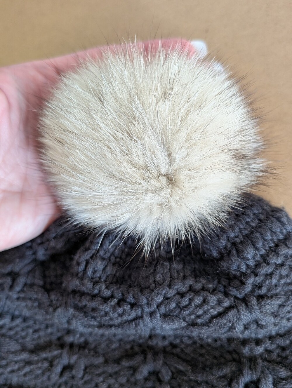 Woolrich John Rich & Bros. Knit Wool Hat w Real Fur Pom, Made In Italy - Picture 5 of 9